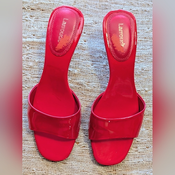 Larroude • Greta Mule in Scarlett - Picture 3 of 6